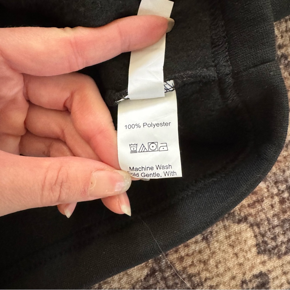 SHEIN Black Zip-Up Cropped Hoodie - Picture 4 of 5